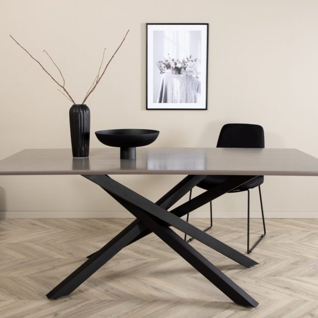 Must söögilaud Piazza 180x76x90 cm